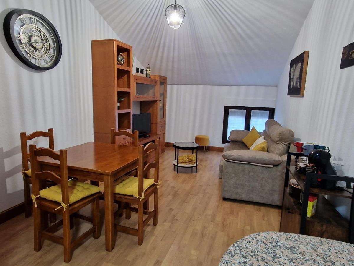 Vivienda Turistica Ibama2 Daire Ciudad-Rodrigo Dış mekan fotoğraf